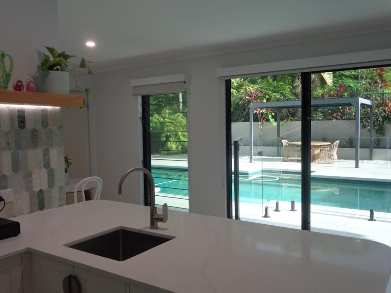 Noosa Buoys Hotel Tinbeerwah Екстериор снимка
